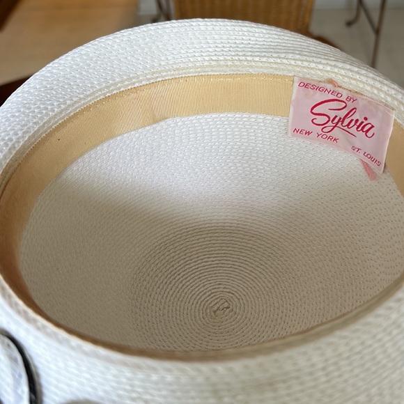 Vintage SYLVIA white Straw Hat - Picture 4 of 6